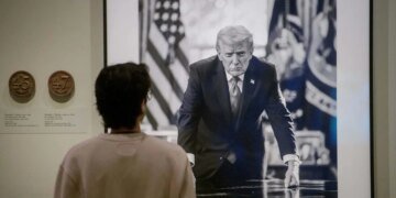 Smithsonian Unveils Updated Portrait of Donald Trump with New Changes