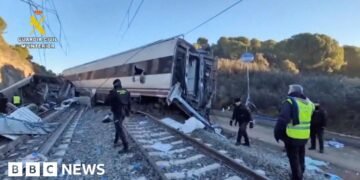 Spanish PM Commits to Investigate Cause of Fatal High-Speed Train Crash