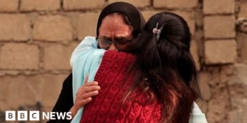 Survivors Share Experiences of Pakistan Mall Fire Tragedy