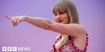 Taylor Swift Inducted into Songwriters Hall of Fame Celebrating Her Impact on Music
