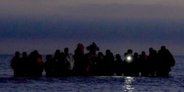 Ten UK Far-Right Activists Barred from France Over Small Boat Operations