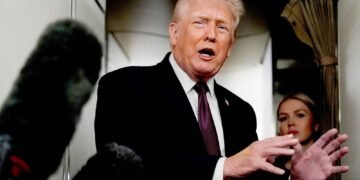 Trump Promises US Will Secure Greenland 'One Way or Another' in Deal Talks