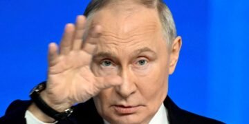 Trump's Peace Board Invitation: A Diplomatic Gesture That Provokes Ukraine