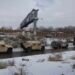 US Troops Deploy from Minnesota Amid Greenland Tensions and Gaza Peace Efforts
