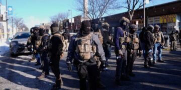 Videos Challenge DHS Narrative on Fatal Minneapolis Shooting Incident