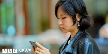 Young Singles in China Turn to Viral App for Support and Connection