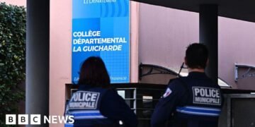 14-Year-Old Boy Stabs Art Teacher, Citing ‘Too Much Hatred’ to Police