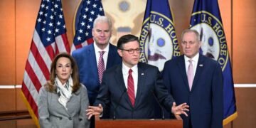 Congress Moves Toward Final Vote to Resolve Temporary Government Shutdown