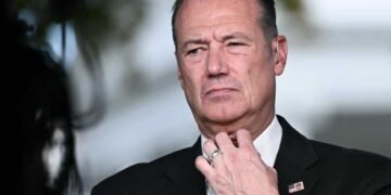 Immigration Officials Set to Testify as DHS Funding Deadline Nears