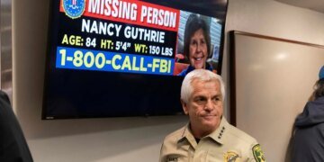Inexperienced Detectives Oversee Nancy Guthrie Kidnapping Investigation