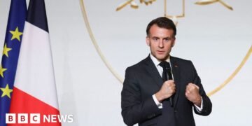 Macron Calls for a Unified European Approach to Global Leadership