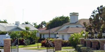 Multiple Fatalities Reported in Sarasota Gated Community Shooting Incident