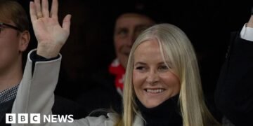 Norway's Crown Princess Issues Apology Amid Epstein Friendship Controversy